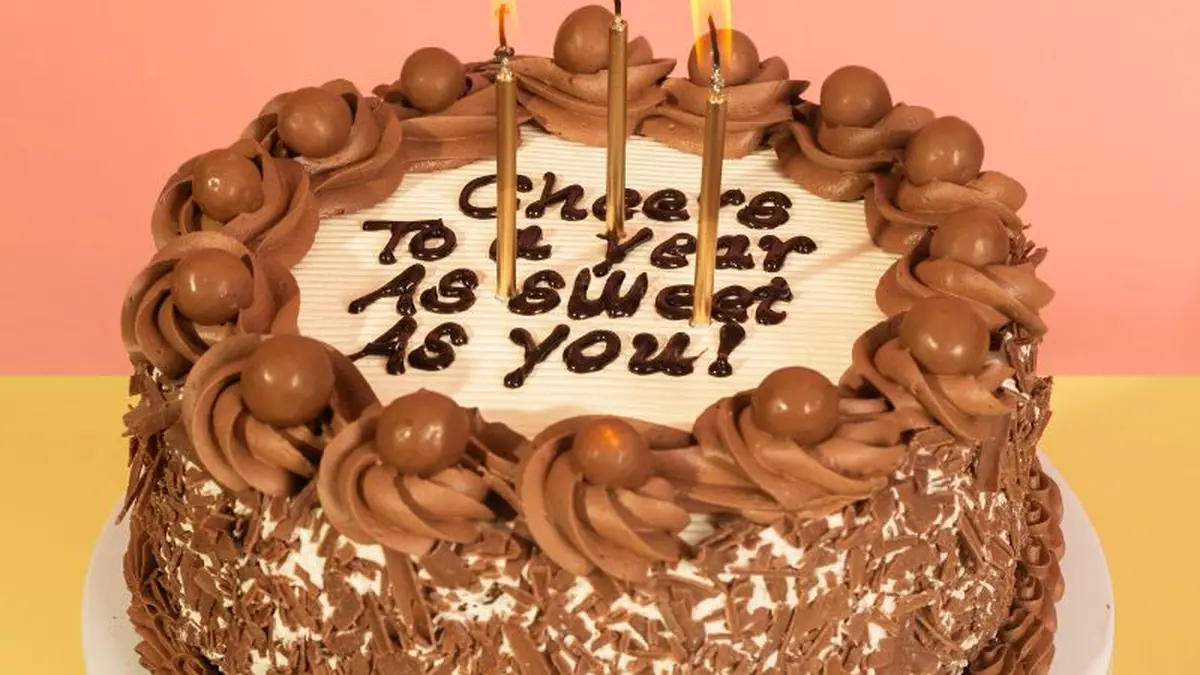 Cake Box – eggless cake shop in Falkirk town centre
